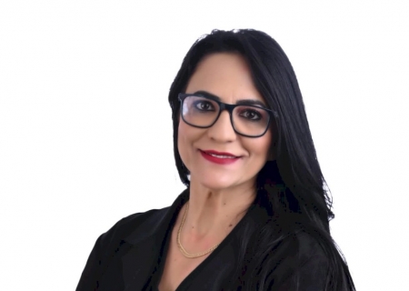 Ivinhema: Vereadora Lucimar Viana cobra revogação de Lei que retira abono de aniversário de servidores com mais de 10 faltas