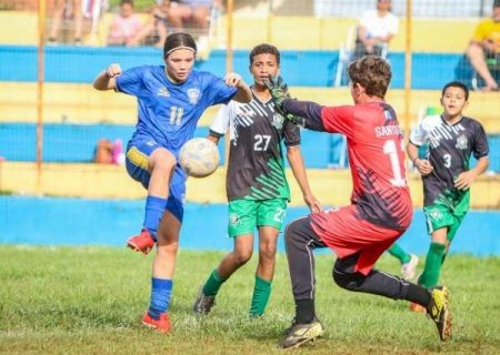 &Uacute;ltima rodada define classificados no Estadual Sub-13