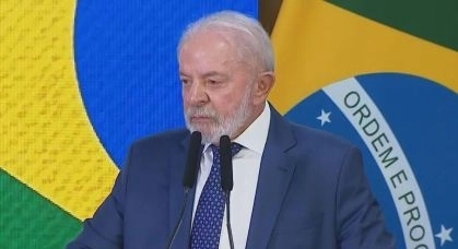 Projeto do governo Lula prevê suspensão provisória de redes sociais