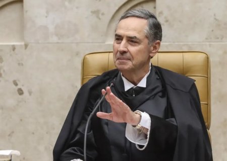Barroso diz que atuação de Moraes evitou grave erosão democrática