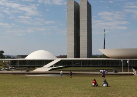 Quatro bancadas da Câmara acionam STF contra PL da Dosimetria