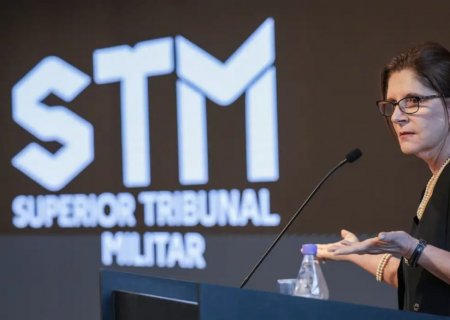Bolsonaro fez descaso com preceitos éticos dos militares, diz MPM
