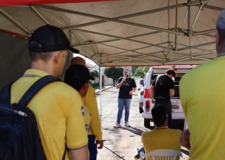 Greve dos Correios termina, mas categoria mant&eacute;m estado de alerta