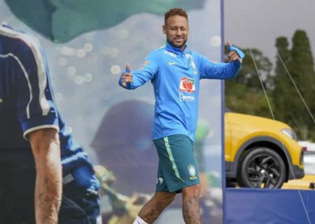 Neymar treina e deve reforçar seleção brasileira contra Escócia