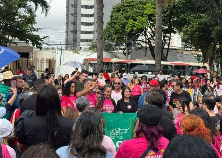 Professores aceitam proposta da Prefeitura para reposição salarial