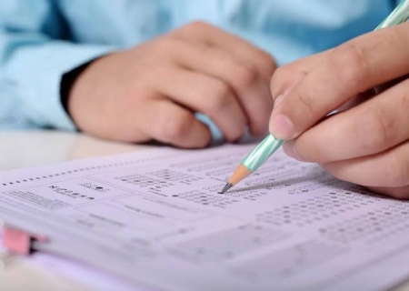 Concursos e sele&ccedil;&otilde;es t&ecirc;m sal&aacute;rios de at&eacute; R$ 10,2 mil em MS