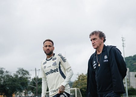 Neymar é relacionado, mas não viaja com elenco do Santos e pode ficar fora do clássico