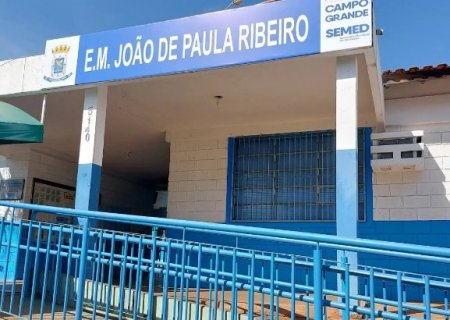 Com festas e pastel, escola compra ar-condicionado para livrar alunos do calor&atilde;o