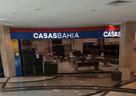 Demitidos da Casas Bahia ainda aguardam pagamento e sindicato convoca reuni&atilde;o